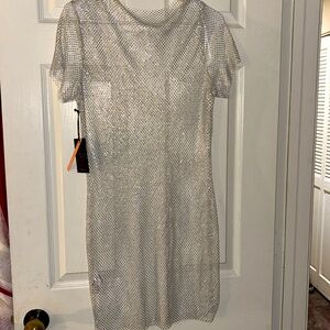 White Rhinestone T-Shirt Style Coverup Size XL NWT
